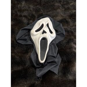 Fun World  Scream Movie Mask glow in the dark  S9206 Easter unlimited Halloween